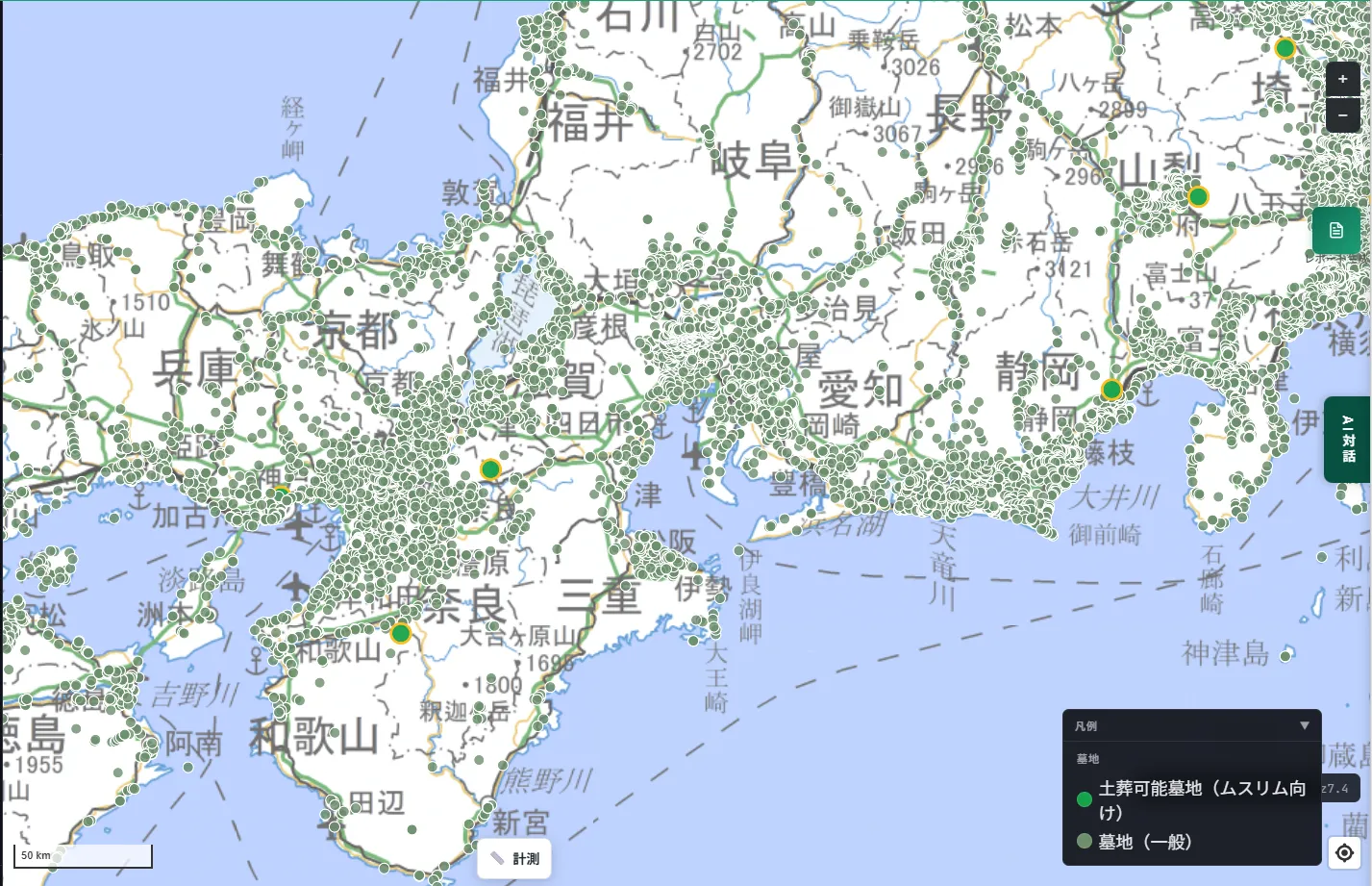 A wide-area map of the Kinki and Chubu regions with a dense scattering of green dots for ordinary cemeteries, and gold-rimmed markers for burial-accommodating cemeteries scattered around Yamanashi, Shizuoka, and Nara prefectures.