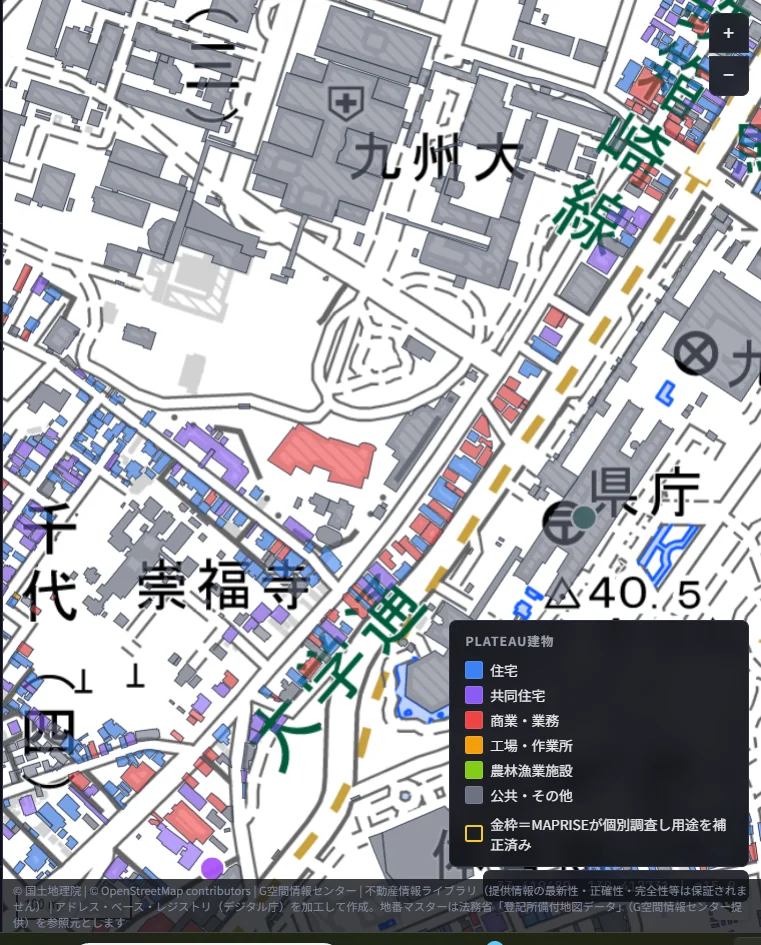 Map of central Fukuoka City with PLATEAU buildings colored by usage. A legend shows residential (blue), multi-family residential (purple), commercial/office (red), and other categories