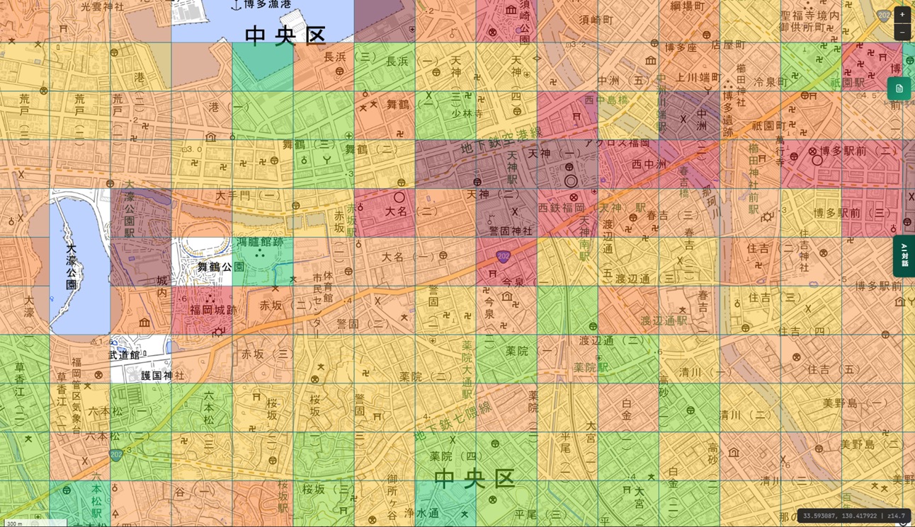 Roughly the same stretch — Ohori Park through Tenjin to Hakata Station — switched to the 250m Mesh (High Resolution) view, in the Japanese interface. Blocks that looked uniform at 500 m now split internally into growing and shrinking cells